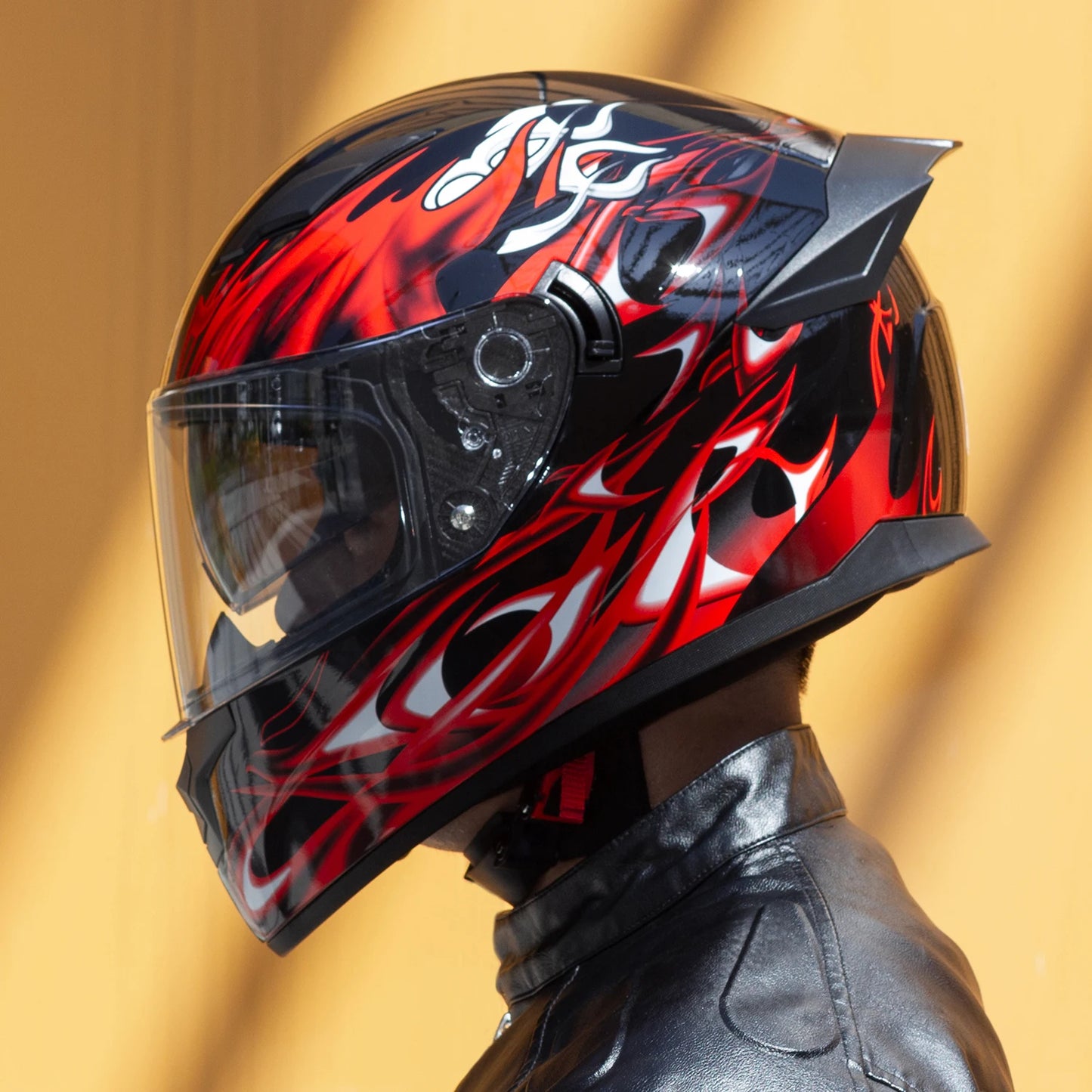 Motorcycle Helmet, DOT Certified Full Face, Unisex Helmet w/ Built In Sun Visor and Clear Outer Visor
