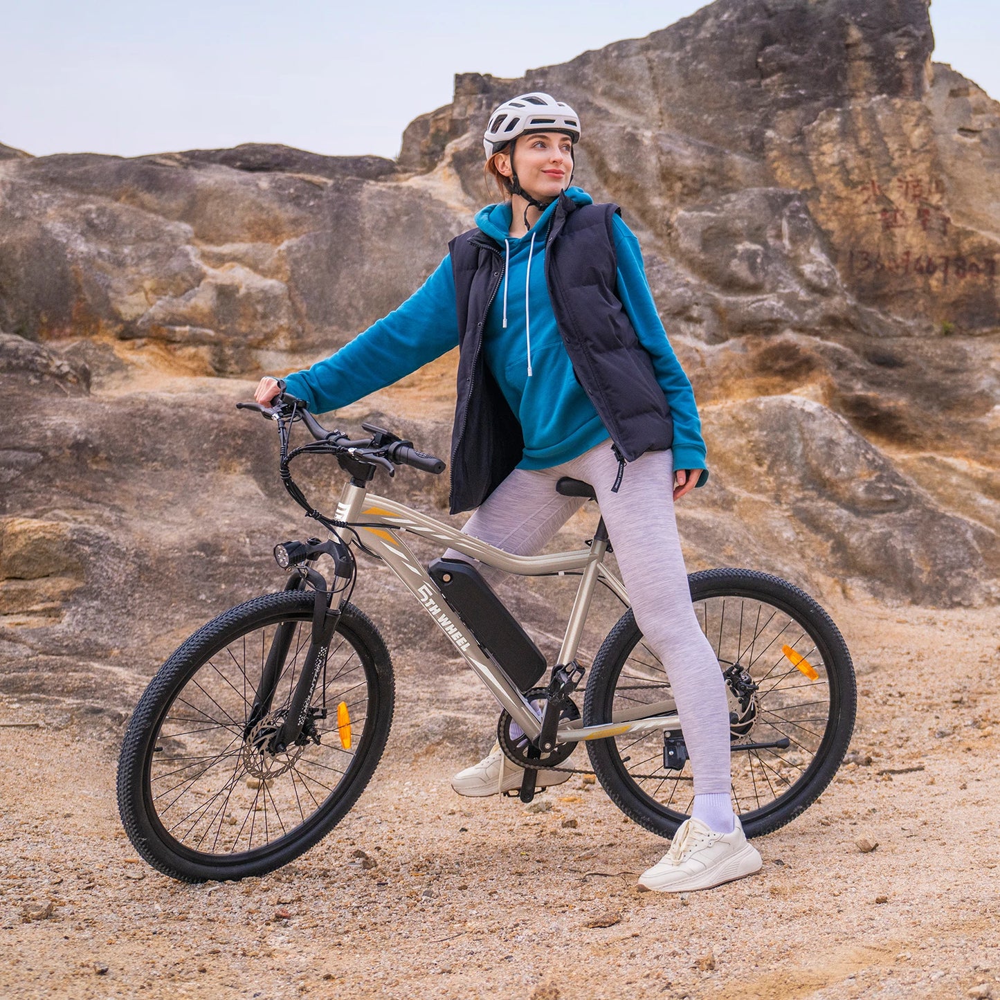 Electric Bike, 700W Peak Motor, 23 Mph Max Speed, Color LCD Display, Front Suspension